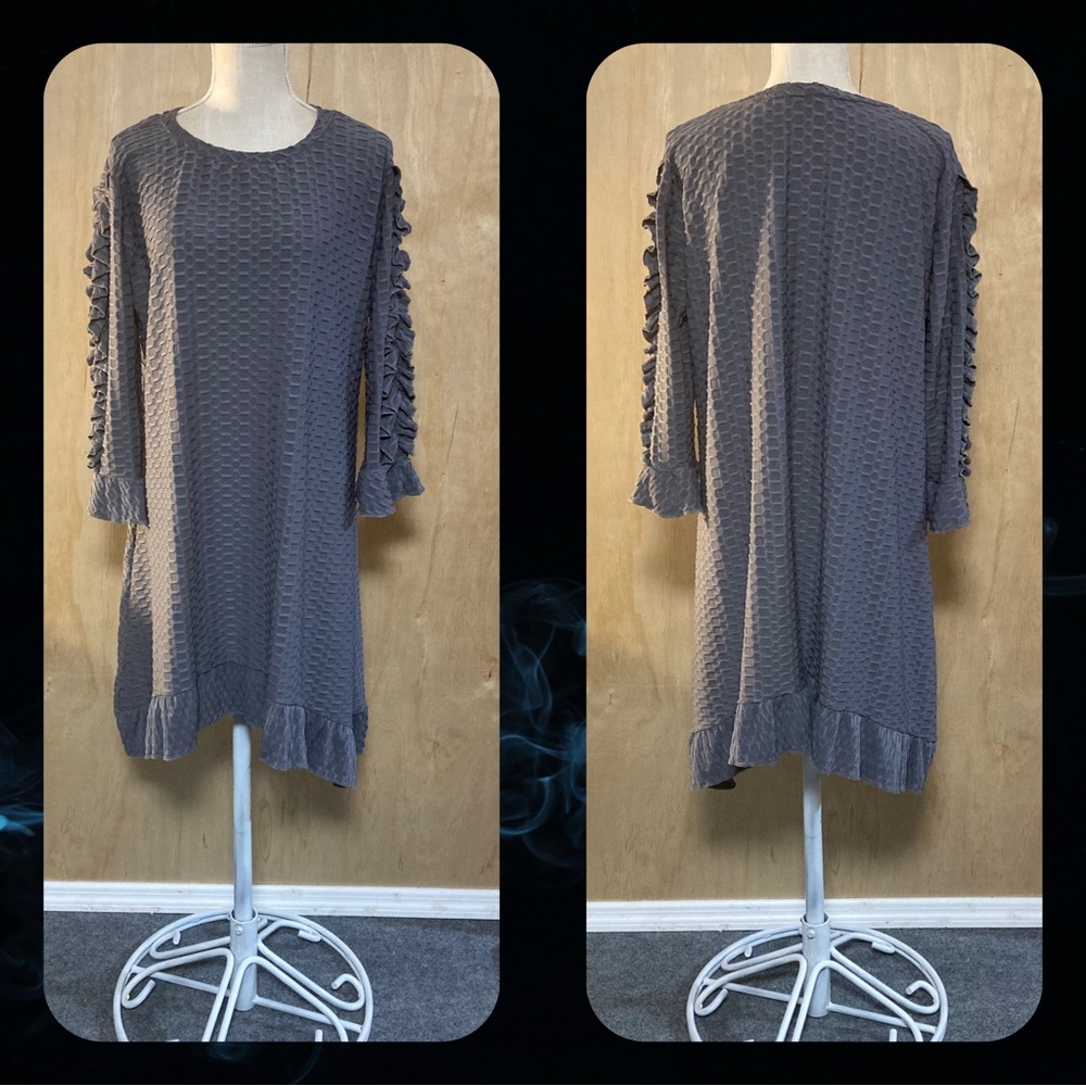 Gray Honeycomb Tunic